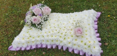 Pillow Lilac and White